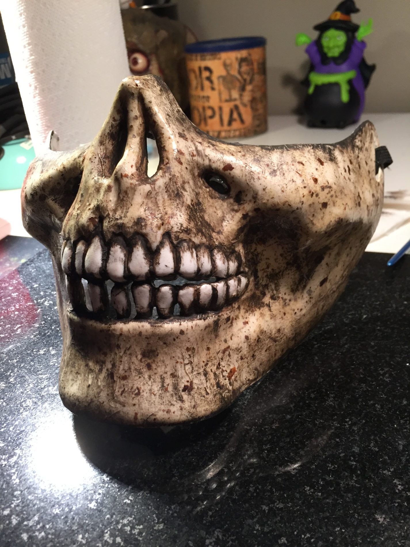 Horror Cornucopia Listing - lower Skull Mask 05